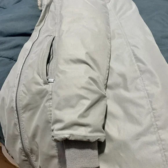 EUC ARITZIA WaterProof St. Moritz Parka*The Most Beautiful, Warmest Coat Ever!* - Picture 8 of 16